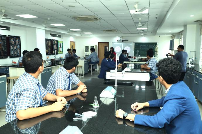 SCIENCE LABS1